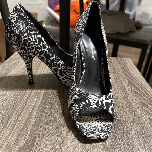 BCBGeneration Shoes Ladies Animal Print Heels 7 Poshmark